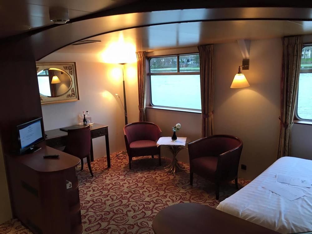 Knm Ms Switzerland I - Dusseldorf Otel Dış mekan fotoğraf